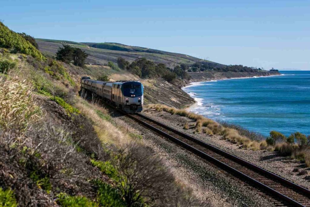 Train From Mountain View to San Francisco