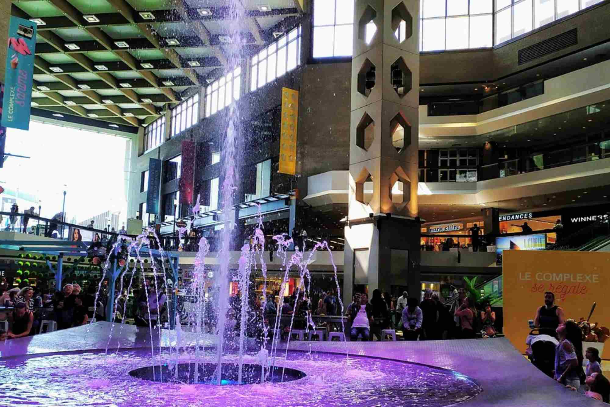Canada Shopping in Montréal Malls, Rues, Marchés