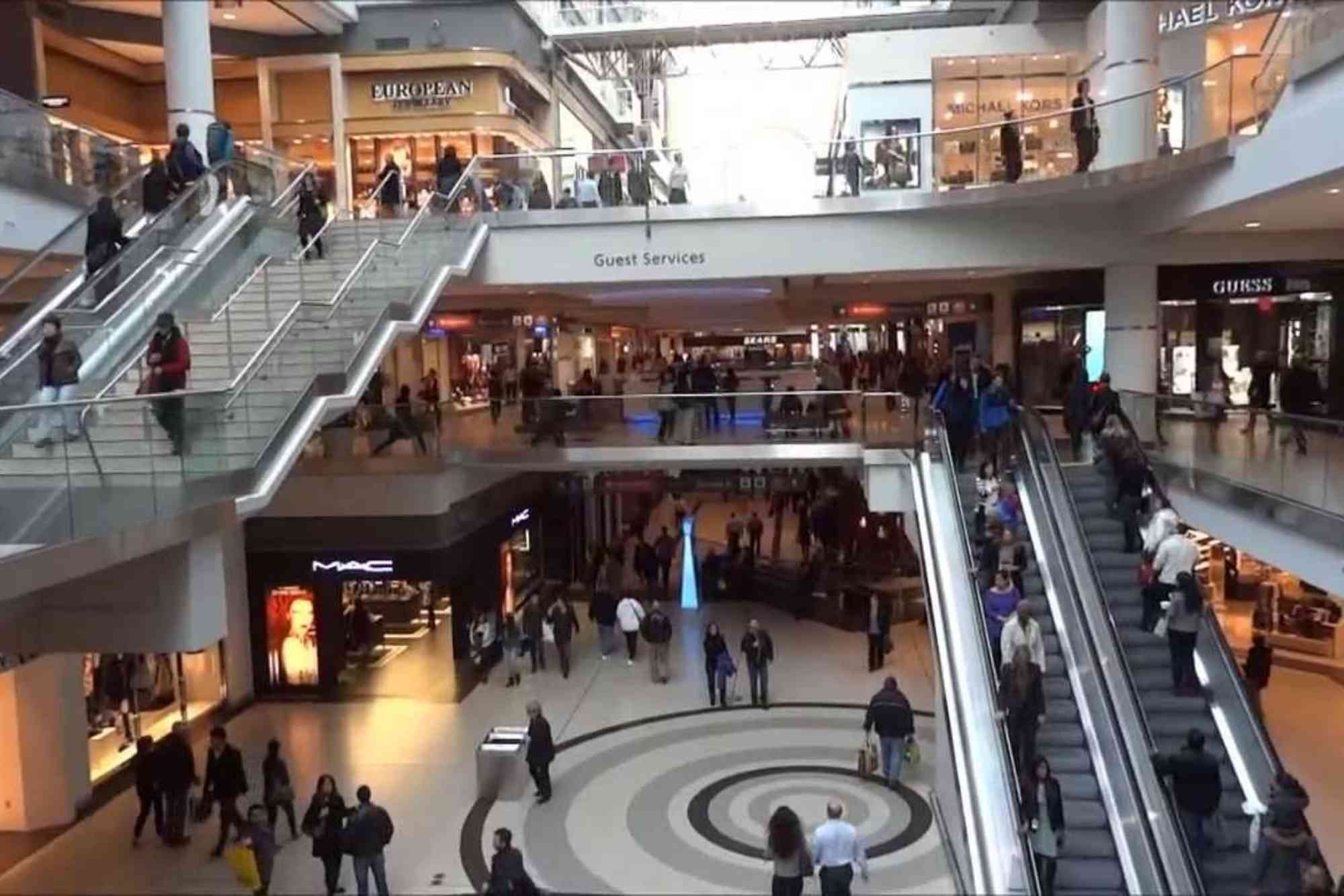 Canada Shopping in Toronto Malls, Markets, Outlets
