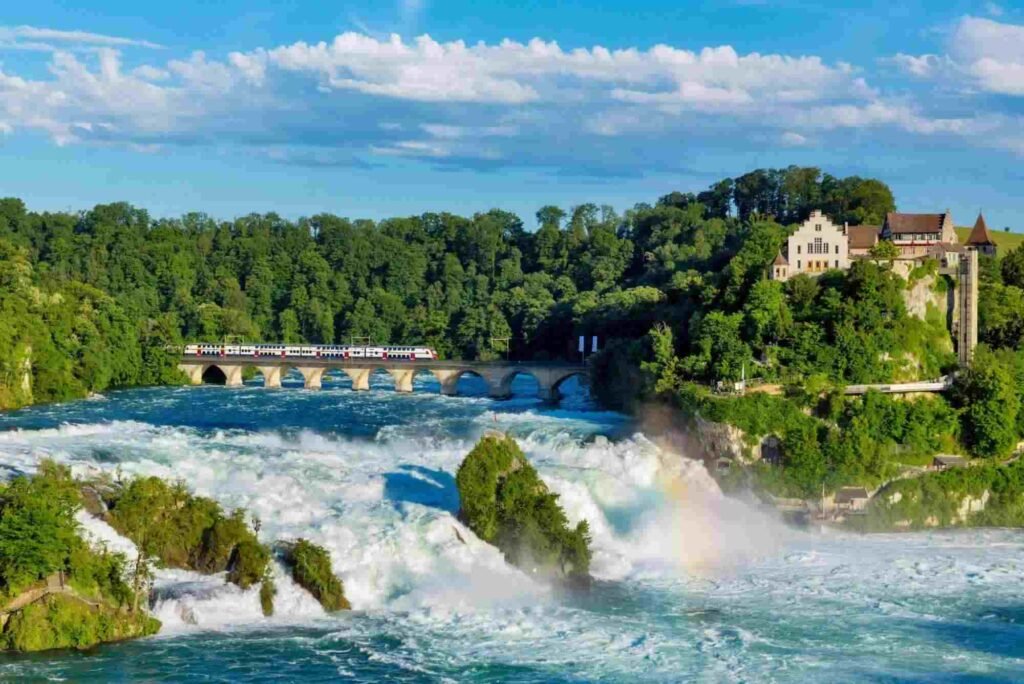 Switzerland Schaffhausen: Stores Near Rheinfall