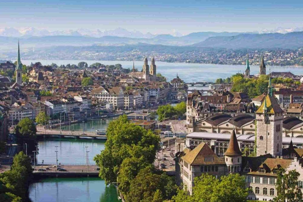 Switzerland Chocolate Trail: Limmatquai To Lakeside