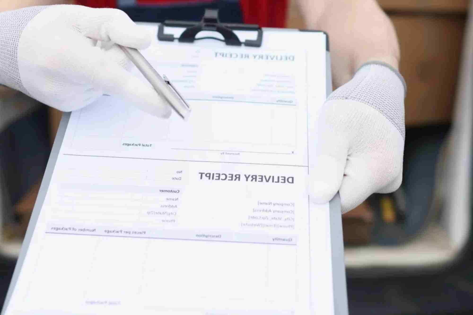 Thailand Shopper Paperwork Receipts and Refunds