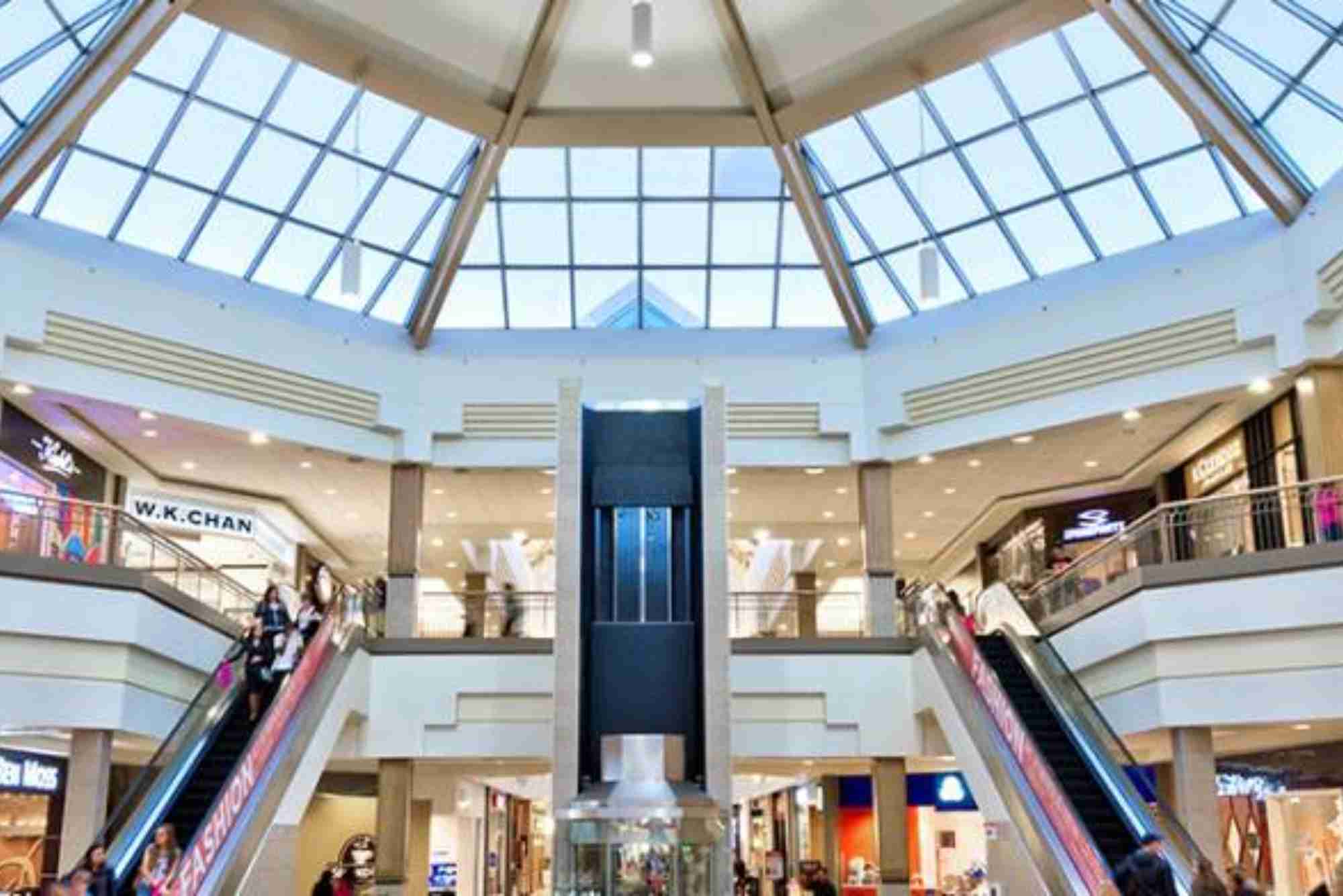 UAE Price Check Souk Savings VS Mall Comfort